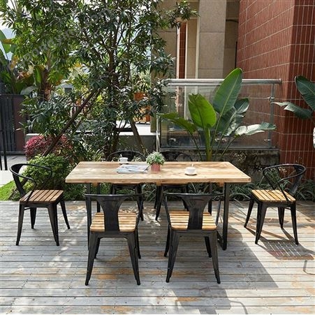 酒店户外餐桌椅 室外休息桌椅 户外家具定制 防腐木材质