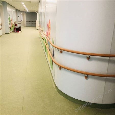 贵阳日本进口走廊树脂扶手圆形靠墙木纹带灯扶手