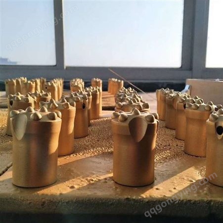 山东-生产90#潜孔钻钻头 优质耐磨扩孔钻头 合金钻头现货