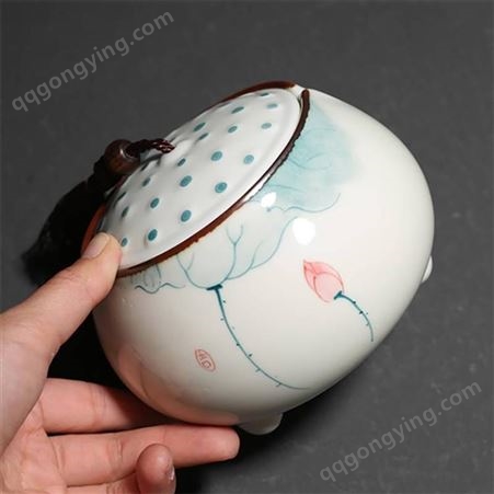 中式复古手绘荷花水墨风茶叶罐 陶瓷中小号流苏密封茶仓存茶罐