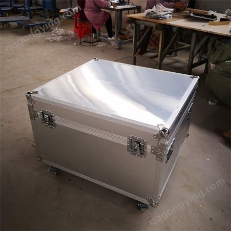 河北沧州定制 铝合金航空箱 舞台道具航空箱 航空拉杆箱手提工具包装箱