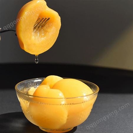 巨鑫源 桃罐头即食休闲食品 山东厂家加工出售 黄桃罐头