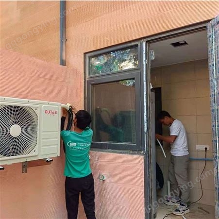 昆明空气能热水器 定制太阳能热水器 300升 提供安装技术