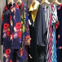 圣娜依儿2021春款香港品牌折扣女装批发 外贸服装厂家外贸剪标走份连衣裙外套