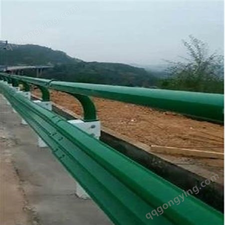 杭州国一波形护栏厂家 生产二波三波护栏 热镀锌喷塑护栏 公路 防撞护栏 欢迎咨询