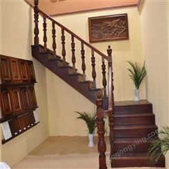 木制楼梯踏步旋转楼梯承接定制各种木楼梯家装 广州越秀区森雕复式楼别墅柚木楼梯